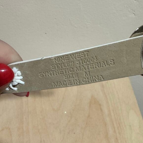 VTG Y2K Nine West Womens Belt White Studded Thin Handmade Grunge Medium - Picture 9 of 9